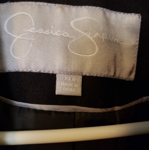 Coat - Picture 2 of 3